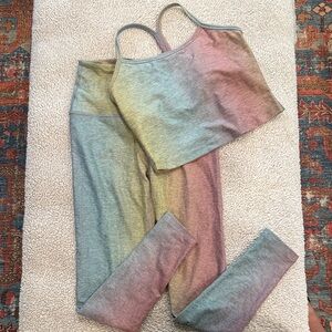 Beyond Yoga EUC Small Ombre Activewear Set